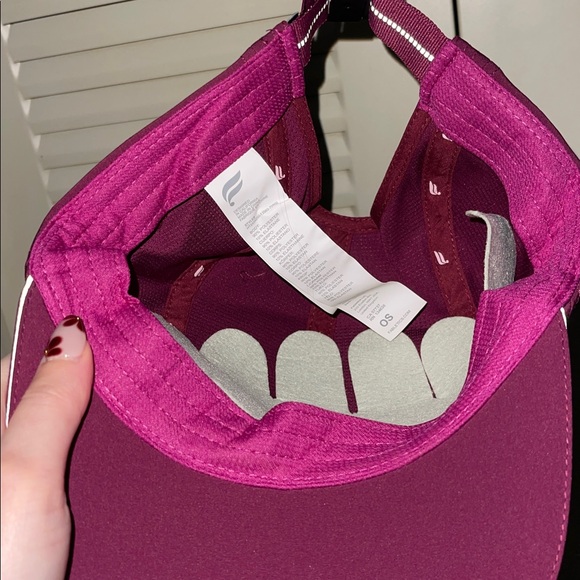 Fabletics hat - Picture 3 of 3